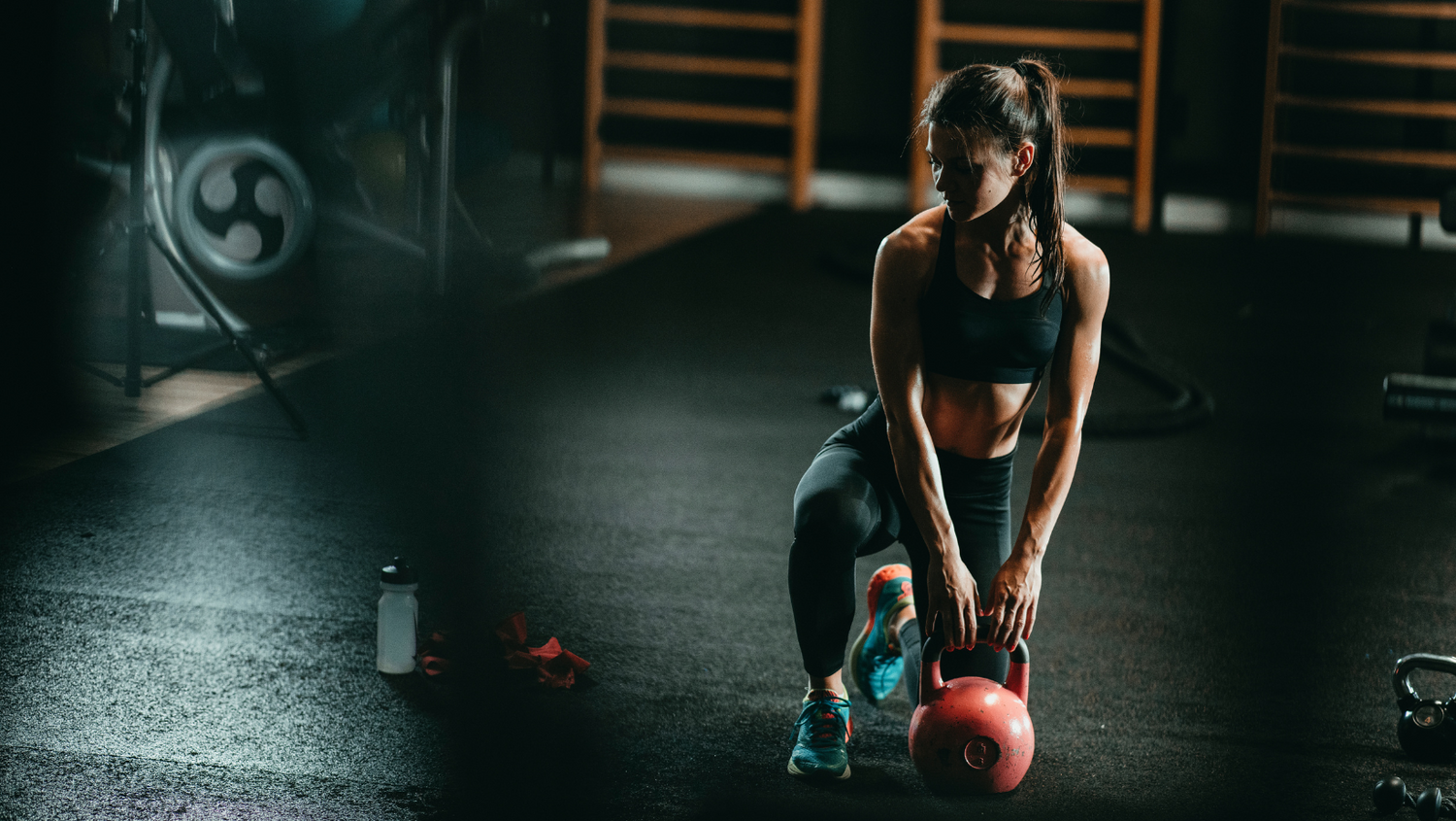Compression vs. Regular Gymwear: What’s Better for Strength Training?